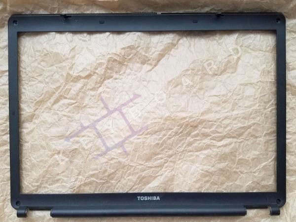 Рамка Toshiba Satellite L350